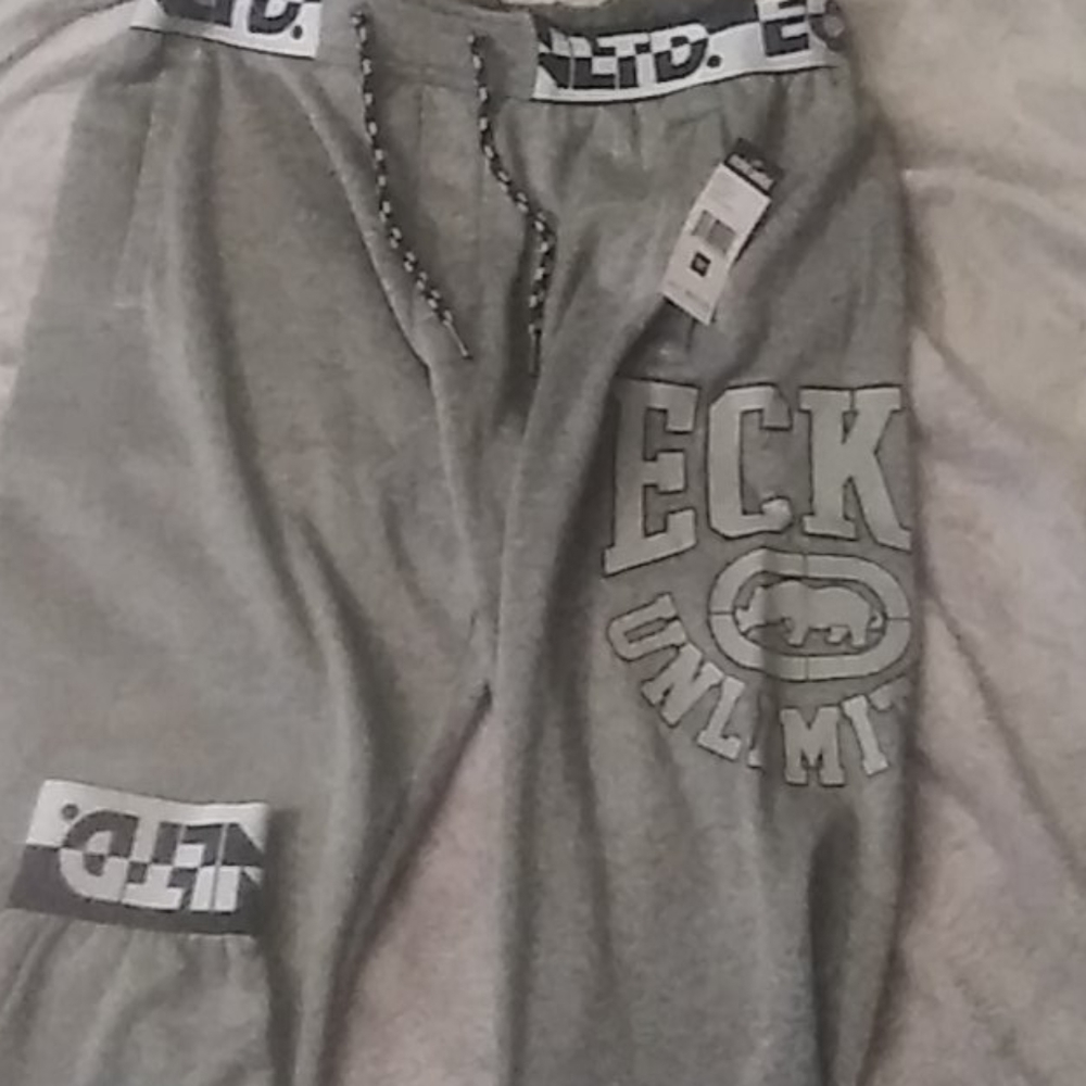 Ecko Unlimited sweats